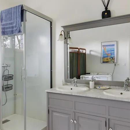 Nyaraló Vignes Et Mines *