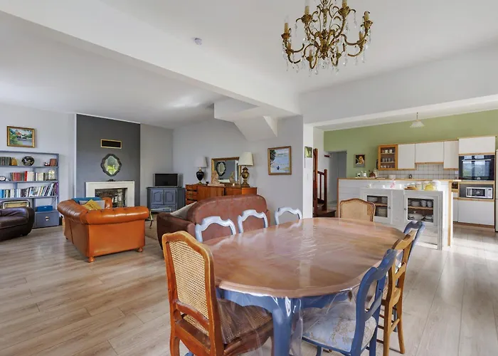 Nyaraló Vignes Et Mines