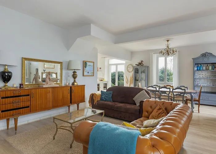 Vignes Et Mines Nyaraló *